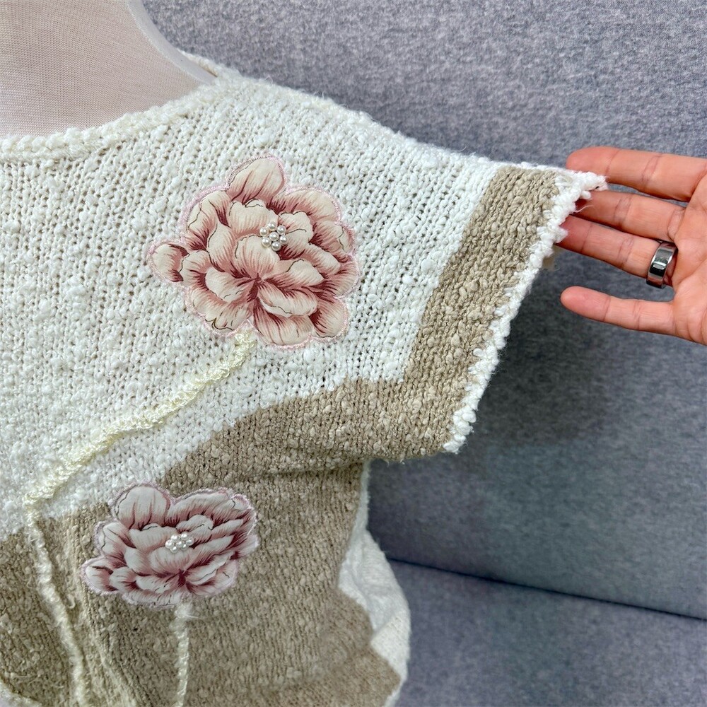 Vintage Palm Springs Yacht Club Sweater Womens M Ivory Boucle Floral Applique - Picture 2 of 11